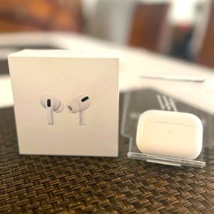 Apple AirPods Pro (1st Generation)